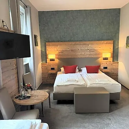 מלון Nostalgie Altstadthotel Kornpforte קובלנץ