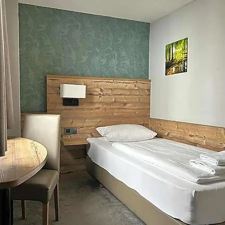 Nostalgie Altstadthotel Kornpforte מלון *